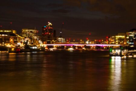 Tower Bridge Londen by night